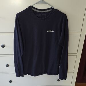 Patagonia Men's Dark Blue Long Sleeve Tee